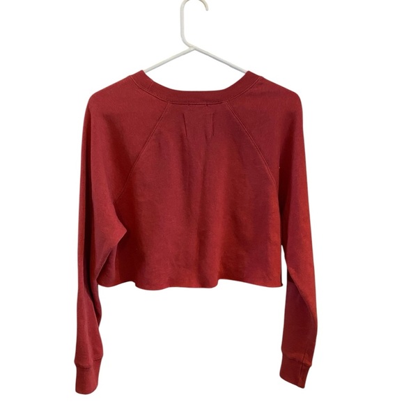 American Eagle ahh mazingly soft cropped red sweatshirt - Picture 2 of 5